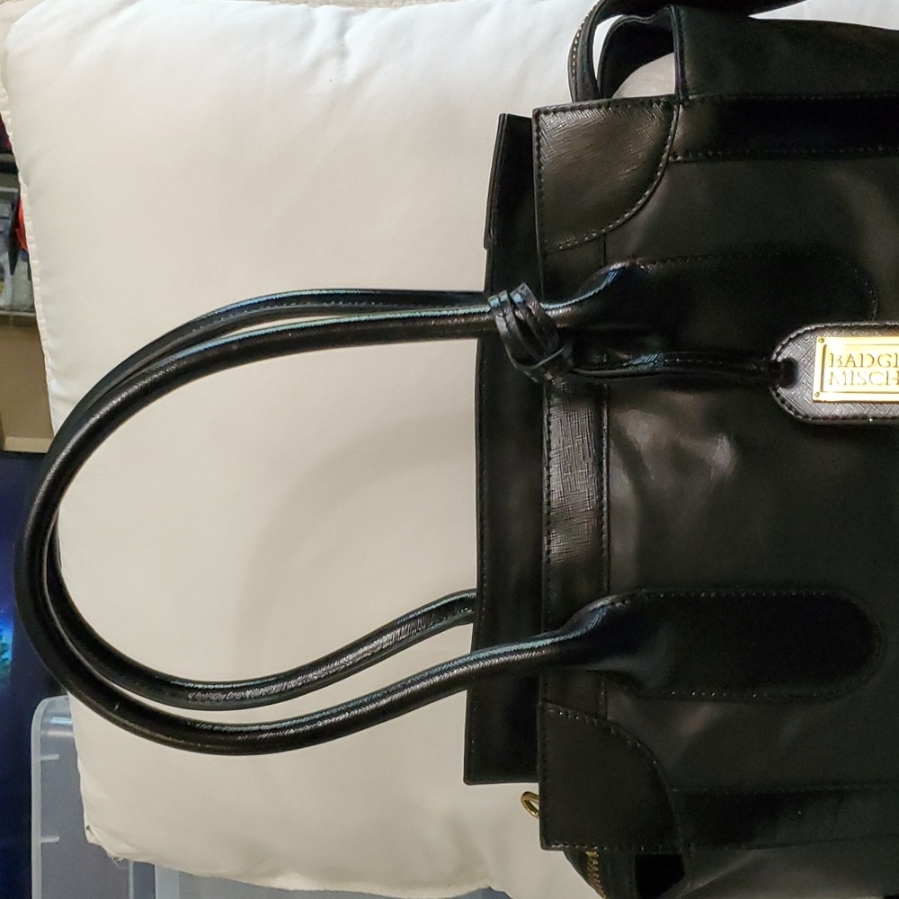 Purse - Picture 2 of 7